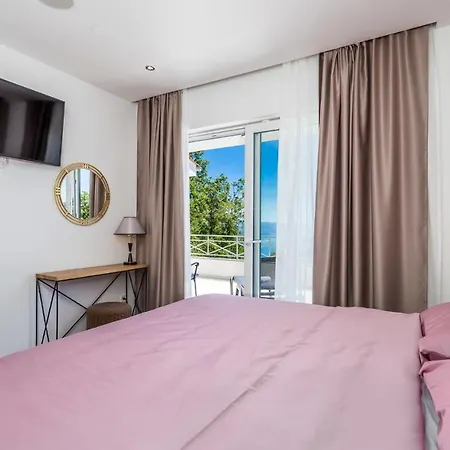 Hébergement de vacances Awesome In With House Sea View Ičići