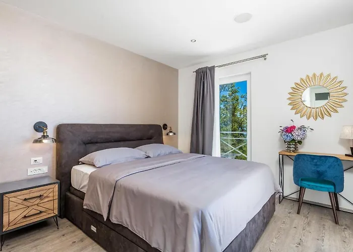 Σπίτι διακοπών 4 Bedroom Gorgeous In