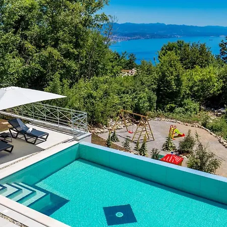 Awesome In With House Sea View Holiday home *