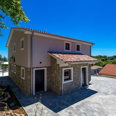 Awesome In With House Sea View Holiday home *