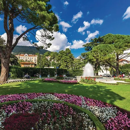 4 Bedroom Gorgeous In * Ičići