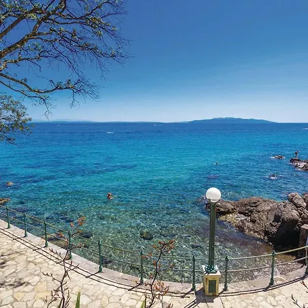 Holiday home Awesome In With House Sea View *
